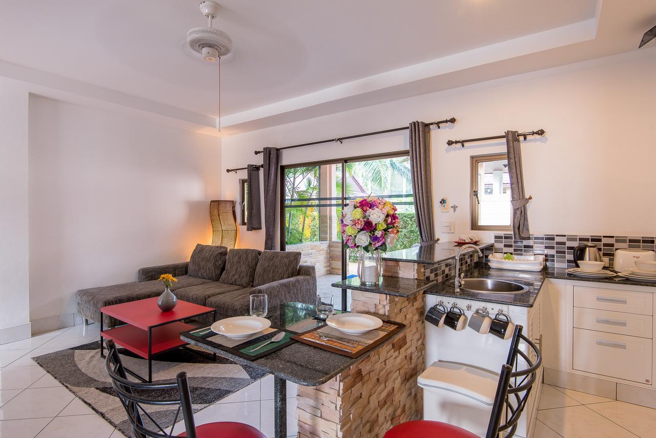 Tananza Resort & Homestay Phuket Nai Harn Zewnętrze zdjęcie