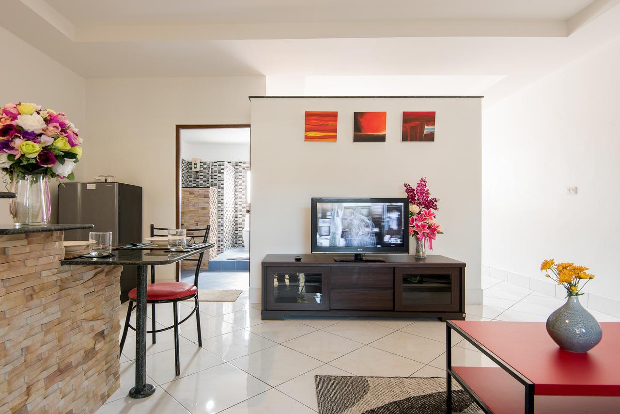 Tananza Resort & Homestay Phuket Nai Harn Zewnętrze zdjęcie
