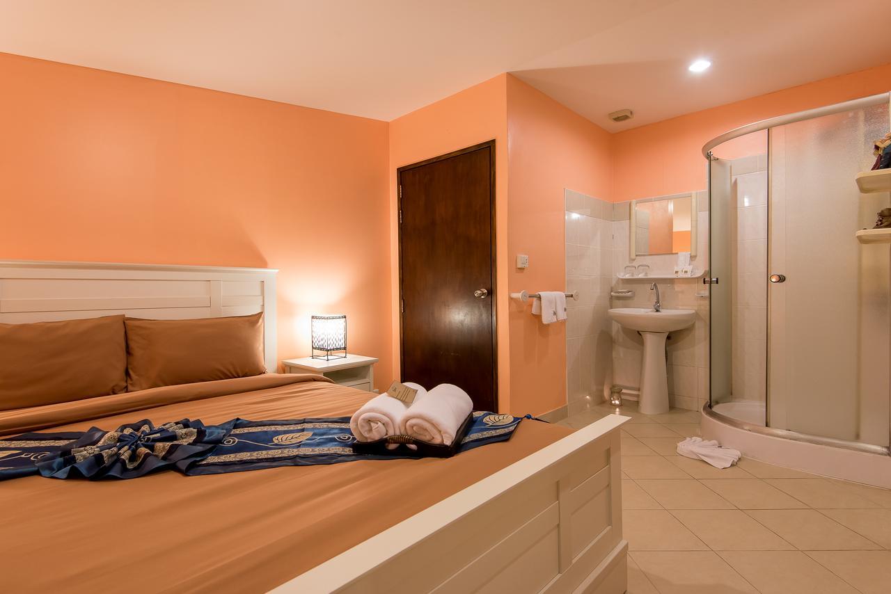 Tananza Resort & Homestay Phuket Nai Harn Zewnętrze zdjęcie